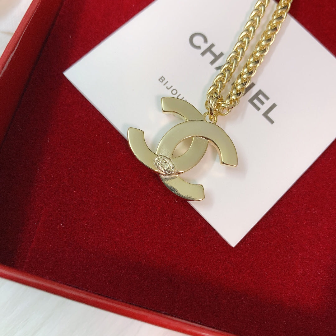 1YC151XDE Stylish Necklaces