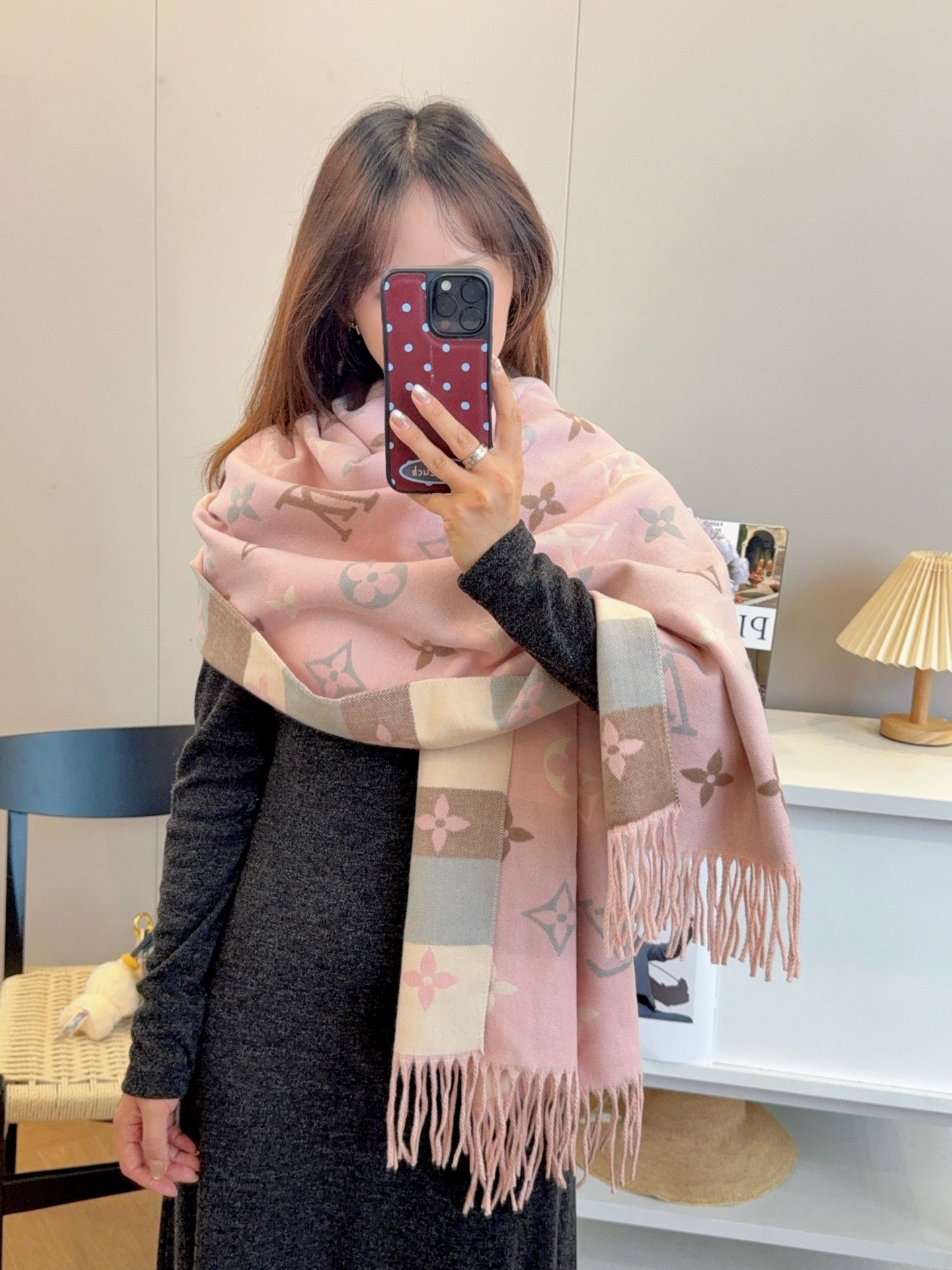 185RE70WDE Stylish Winter Scarves