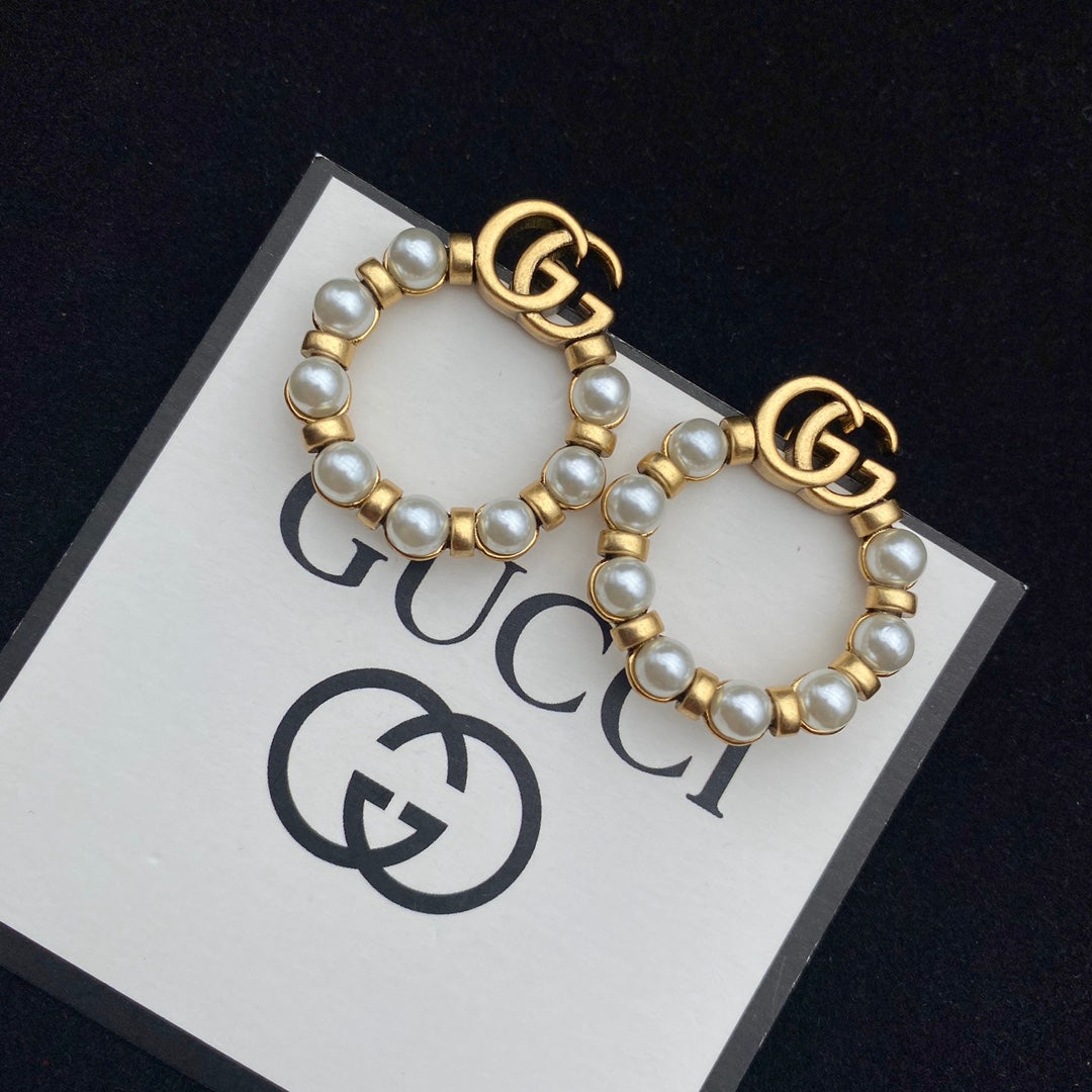 14B1033EDE Stylish Earrings