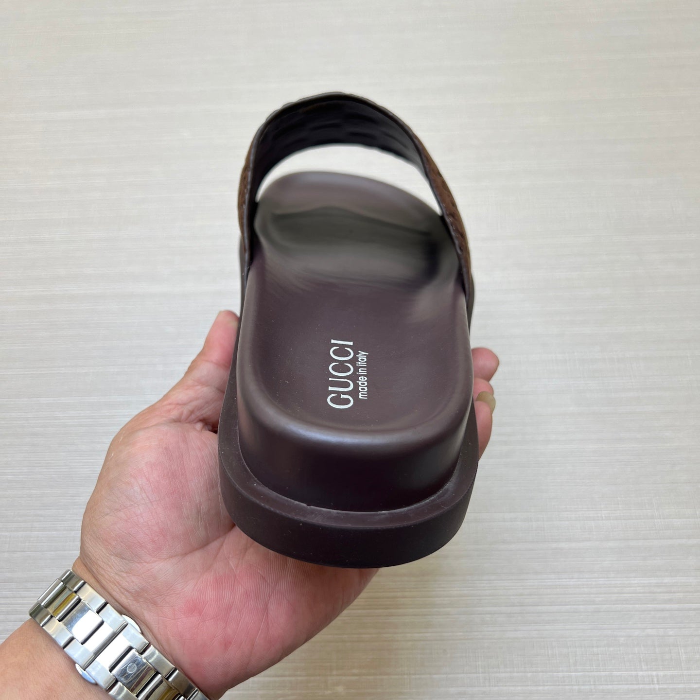 5QB15ZDE Stylish Slippers