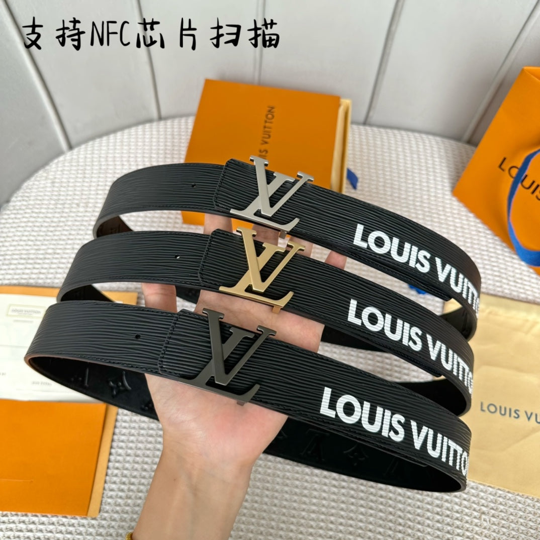 14E57PDE Stylish High quality belt With full package