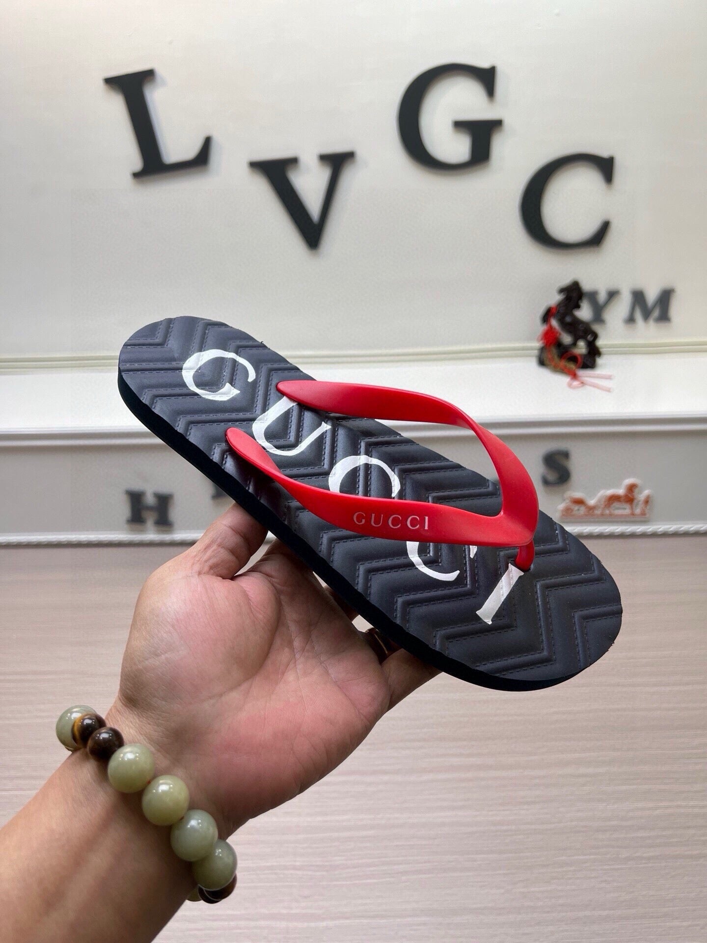 54B39ZDE Stylish slippers