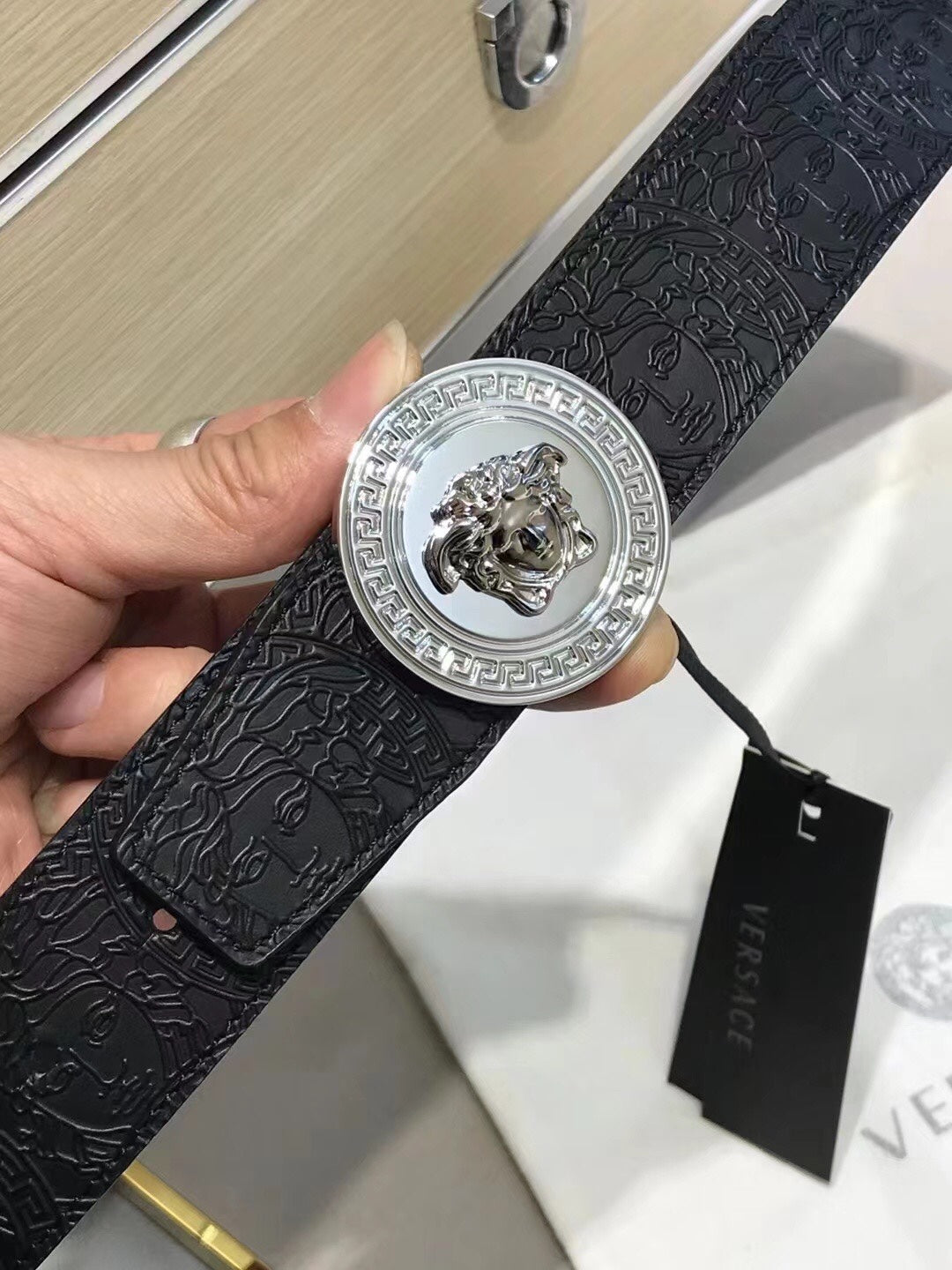 14V89PDE Stylish High quality belt With full package