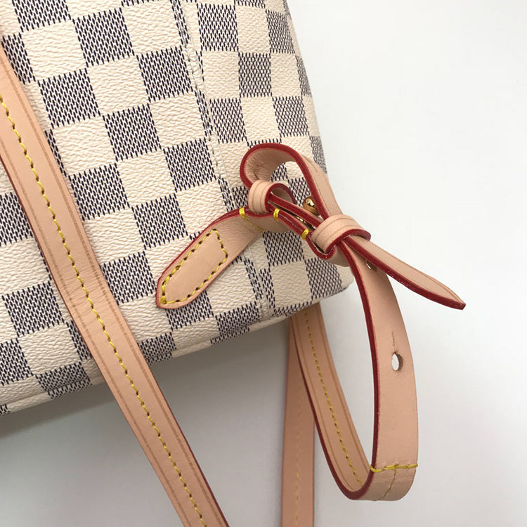 2E72BDE Stylish leather bag
