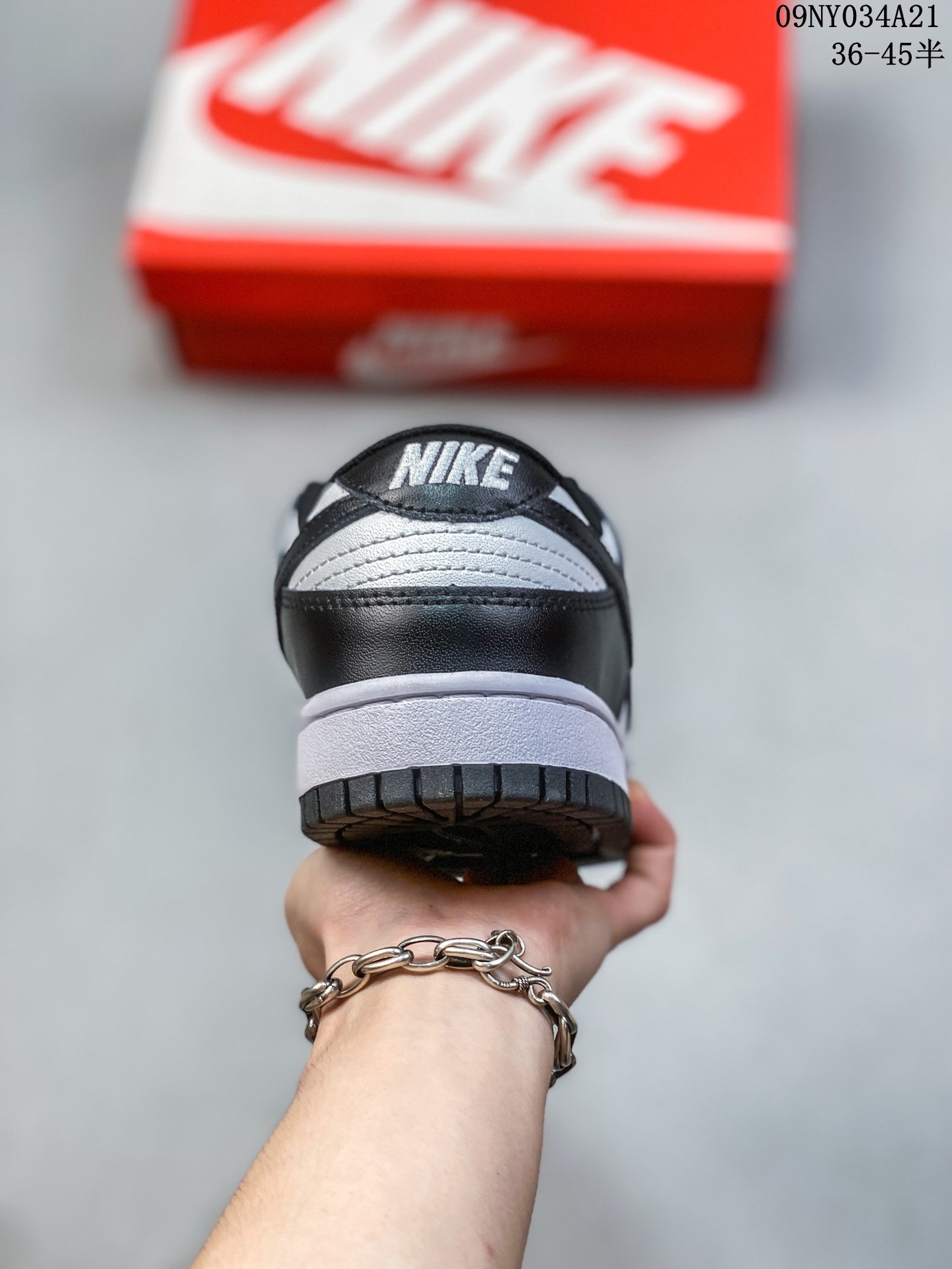 1YN59ZDE Stylish Sneakers