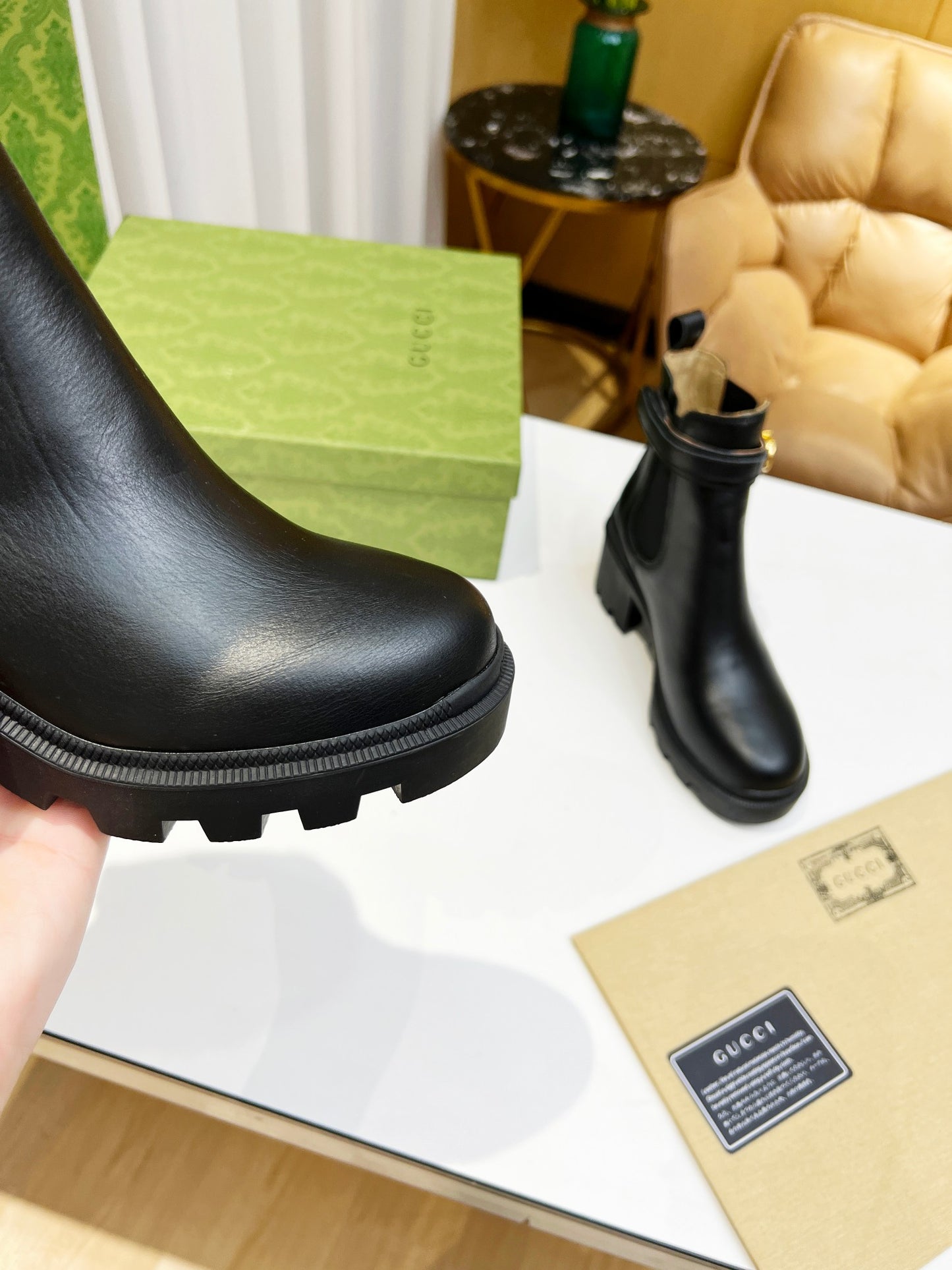 2XB197ZDE Stylish leather boot (top layer leather lining)