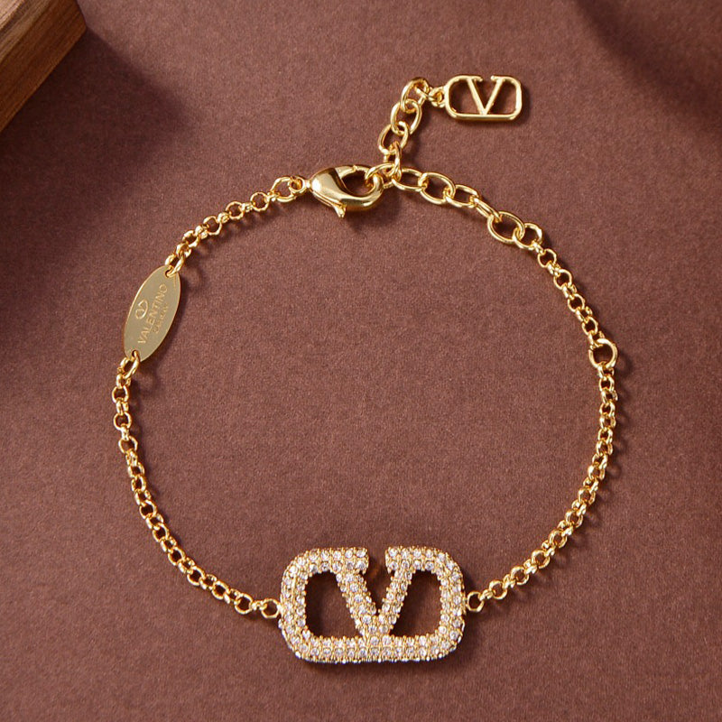 1YVL243KDE Stylish Bracelets