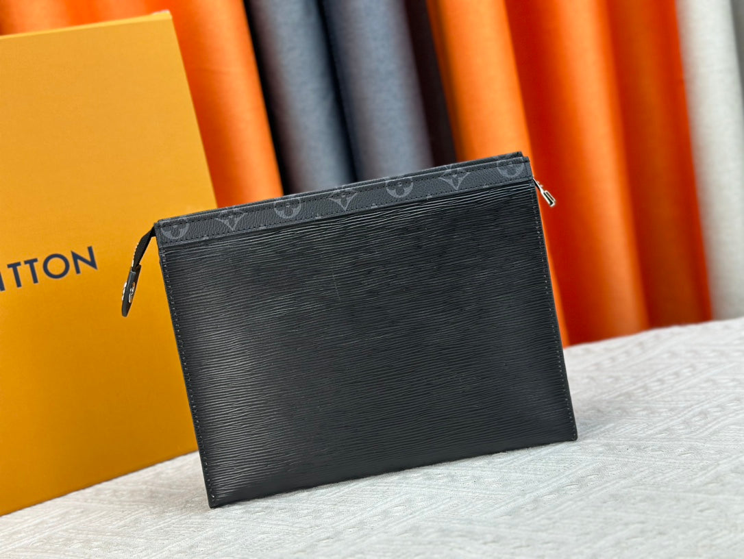 1XE396BDE Stylish leather bag