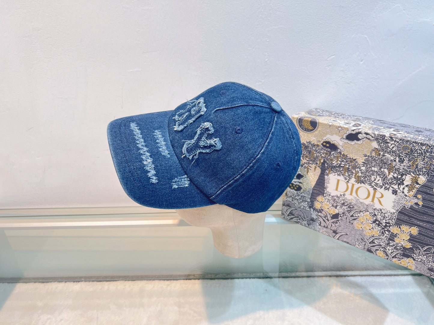 125ZA505MDE Stylish hats