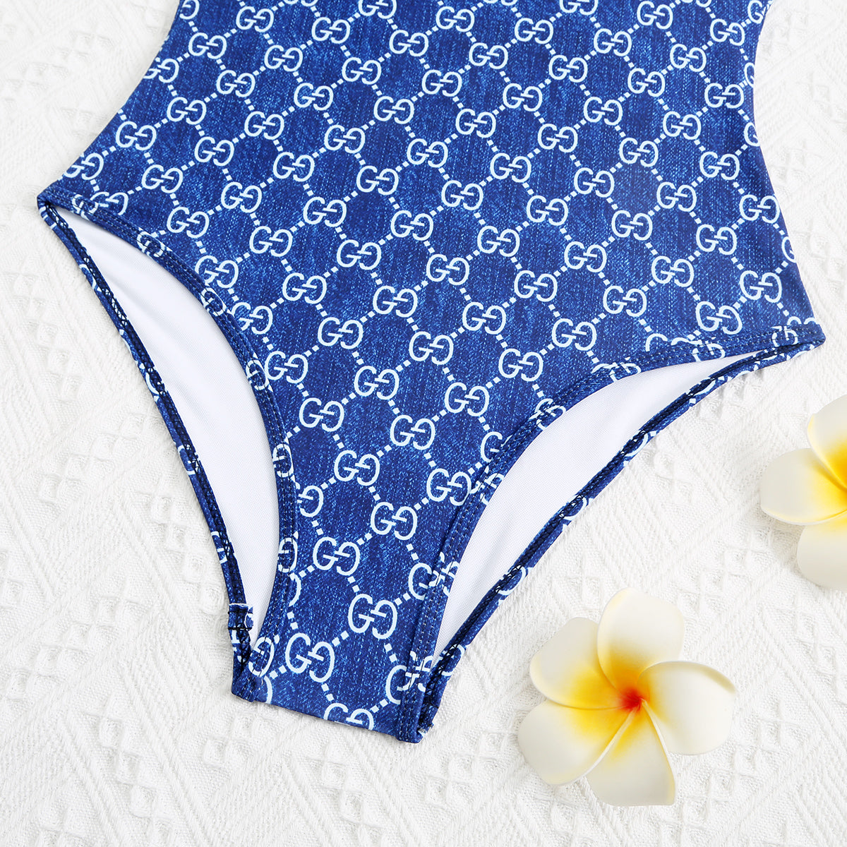 14B160YDE Stylish Bikini swimsuit