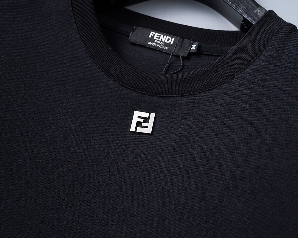 125WF77UDE Stylish T-shirts