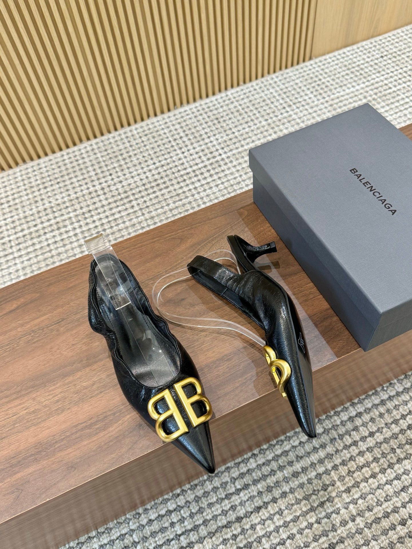 255QJ45ZDE Stylish leather High heels