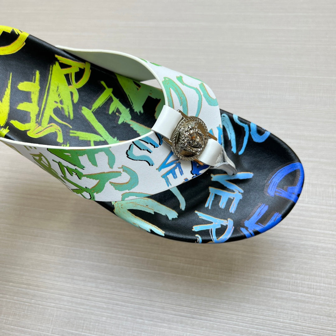 54V96ZDE Stylish slippers