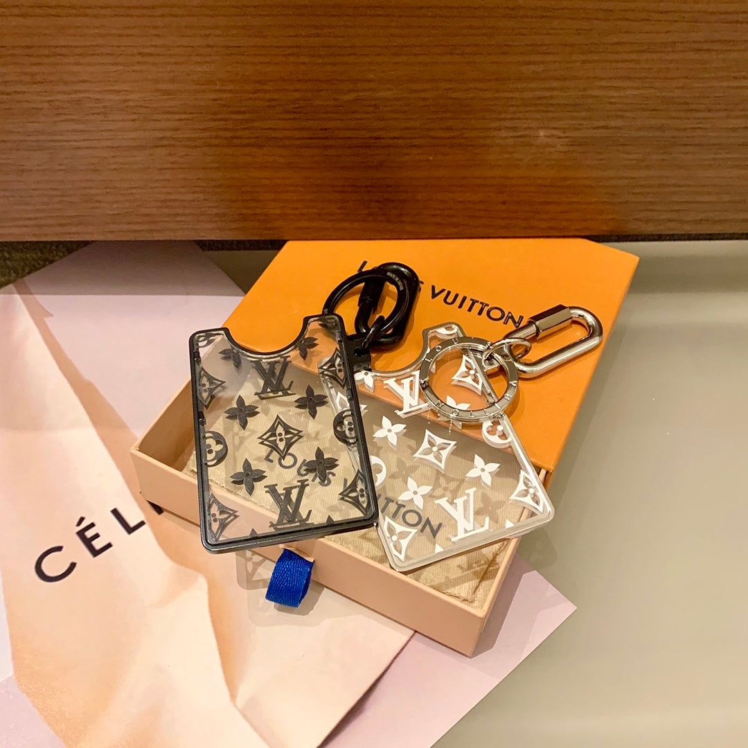 14E31ADE Stylish key closure