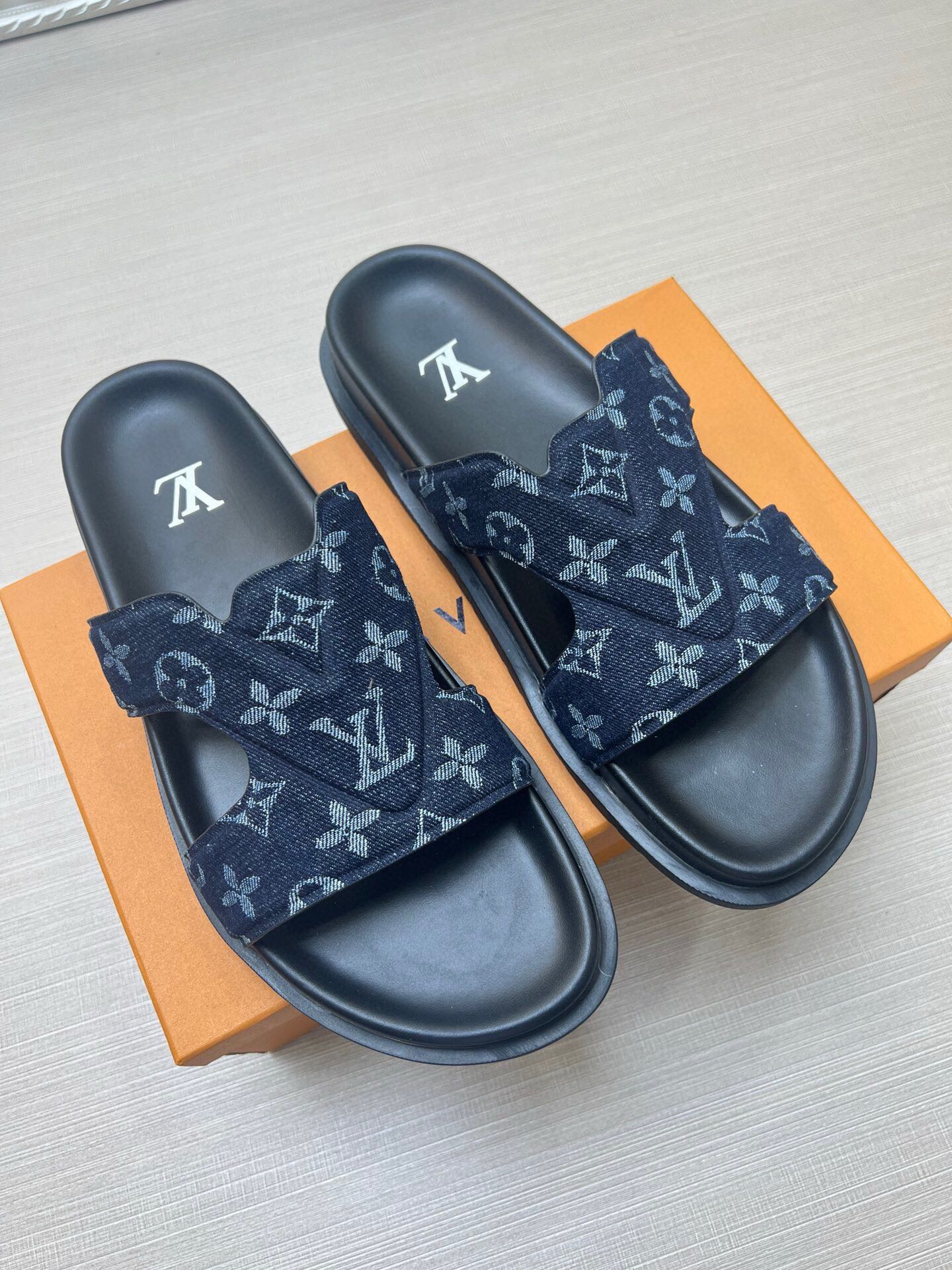 5LE226ZDE Stylish Slippers