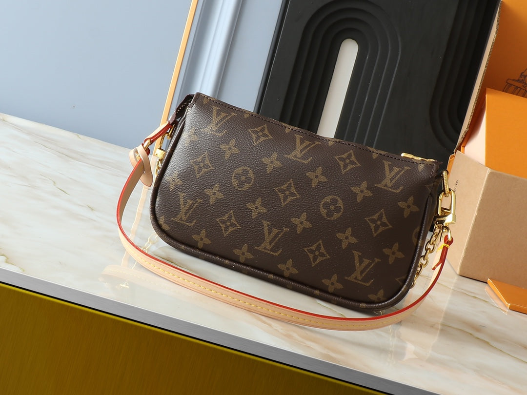175NE26BDE Stylish leather bags