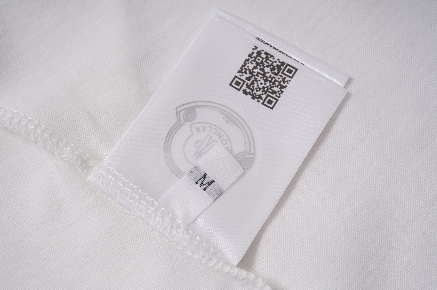 145RA208UDE Stylish T-shirt