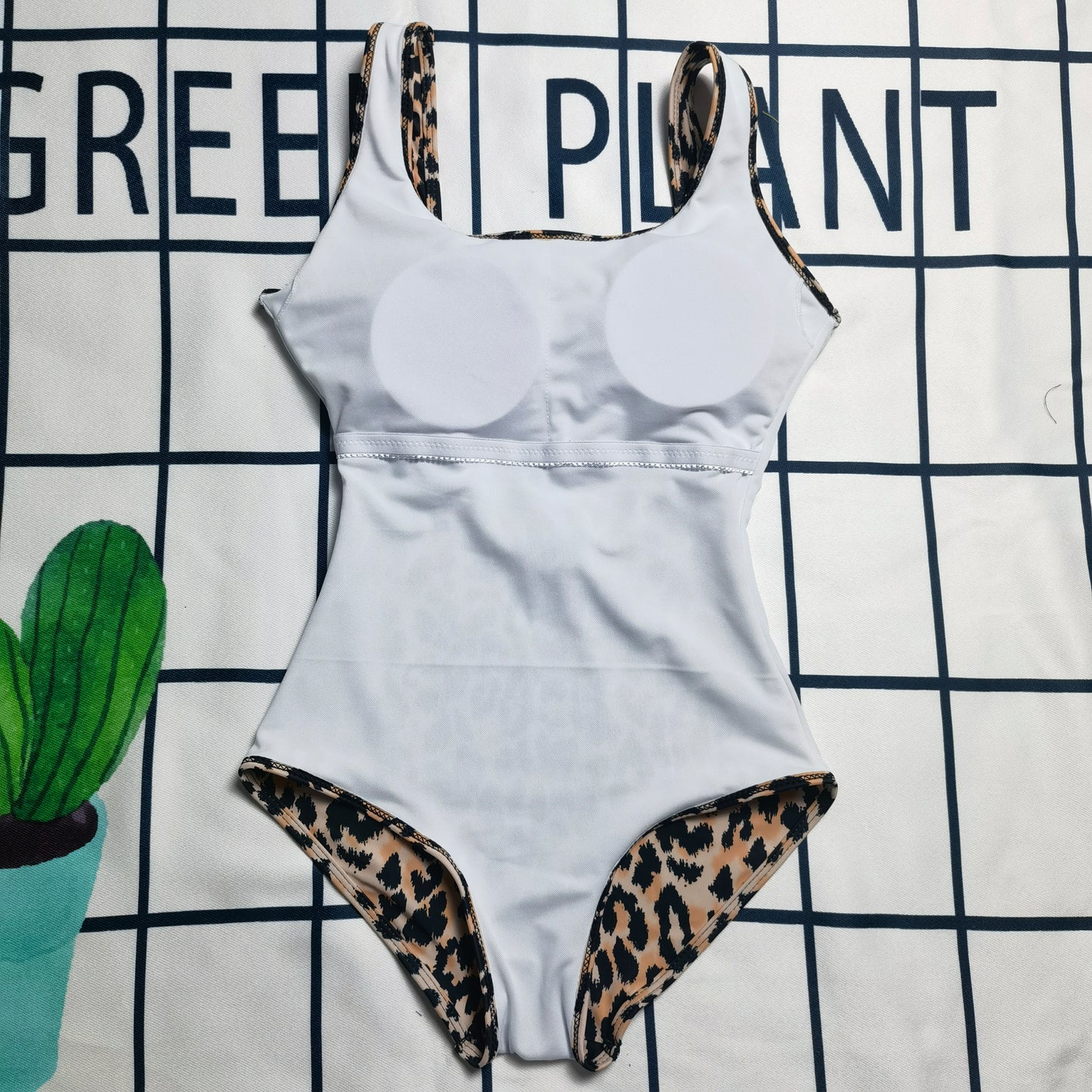 14D180YDE Stylish Bikini swimsuit