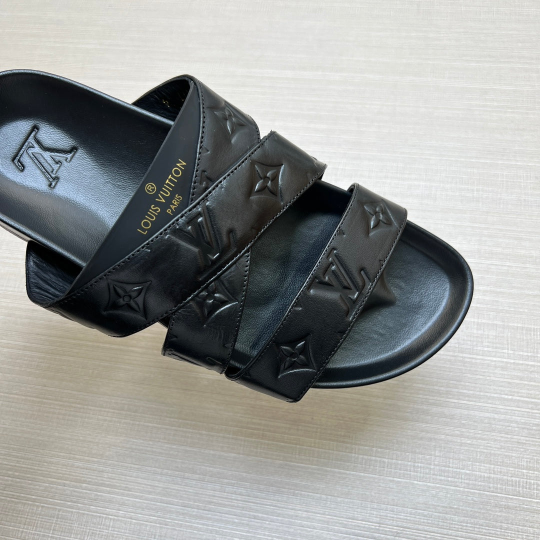 54E89ZDE Stylish slippers