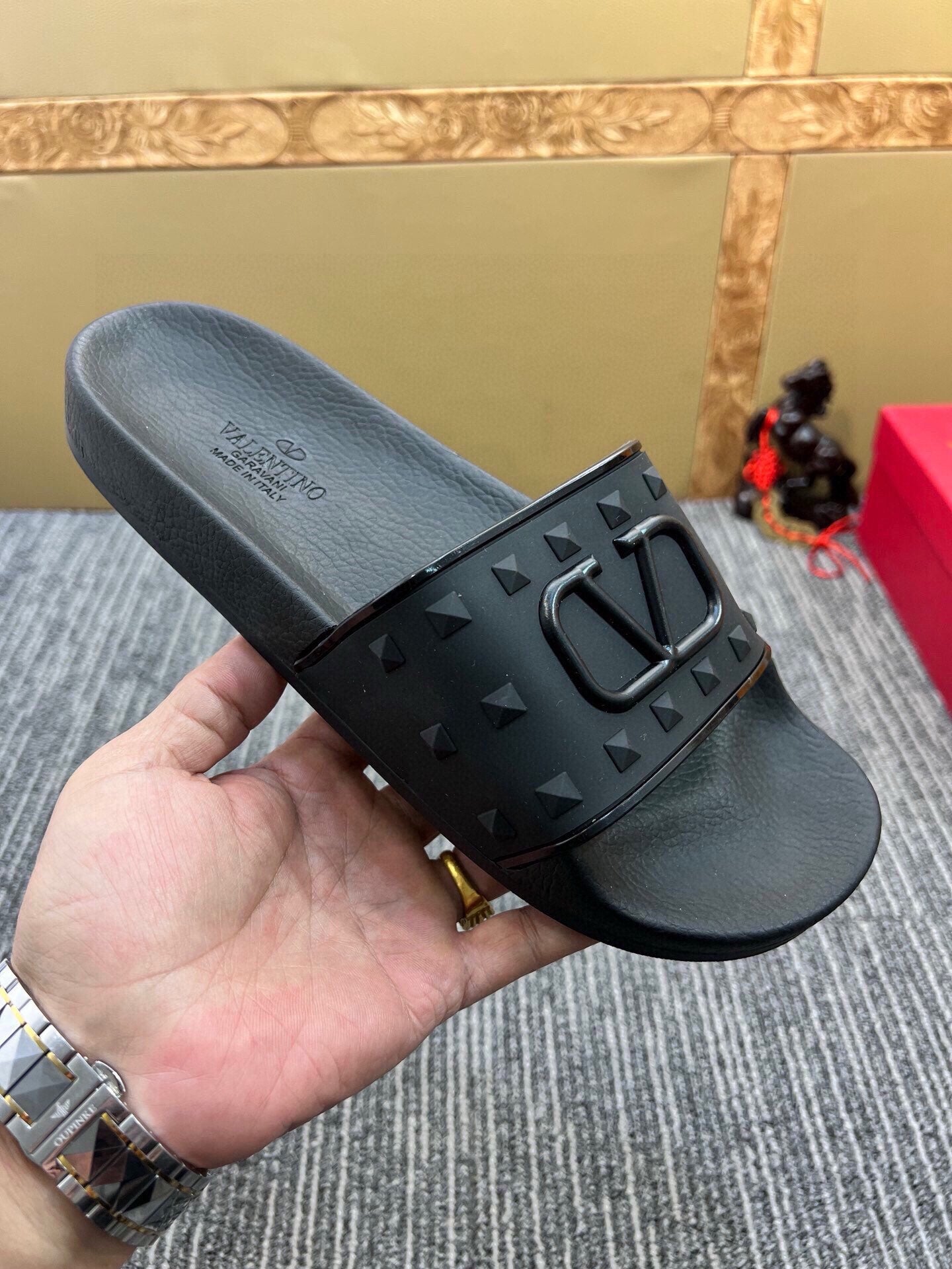 54VL52ZDE Stylish slippers