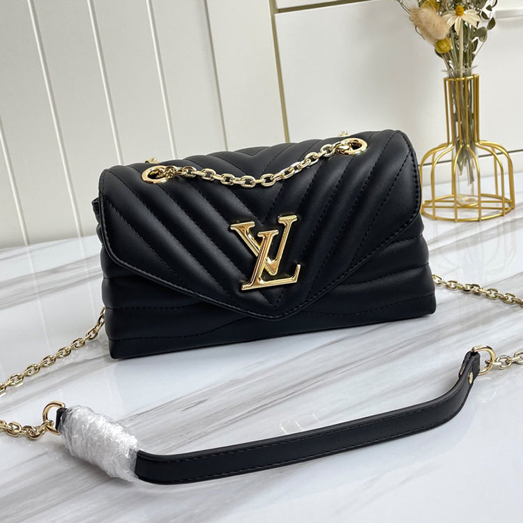 AE028BDE Stylish leather bag