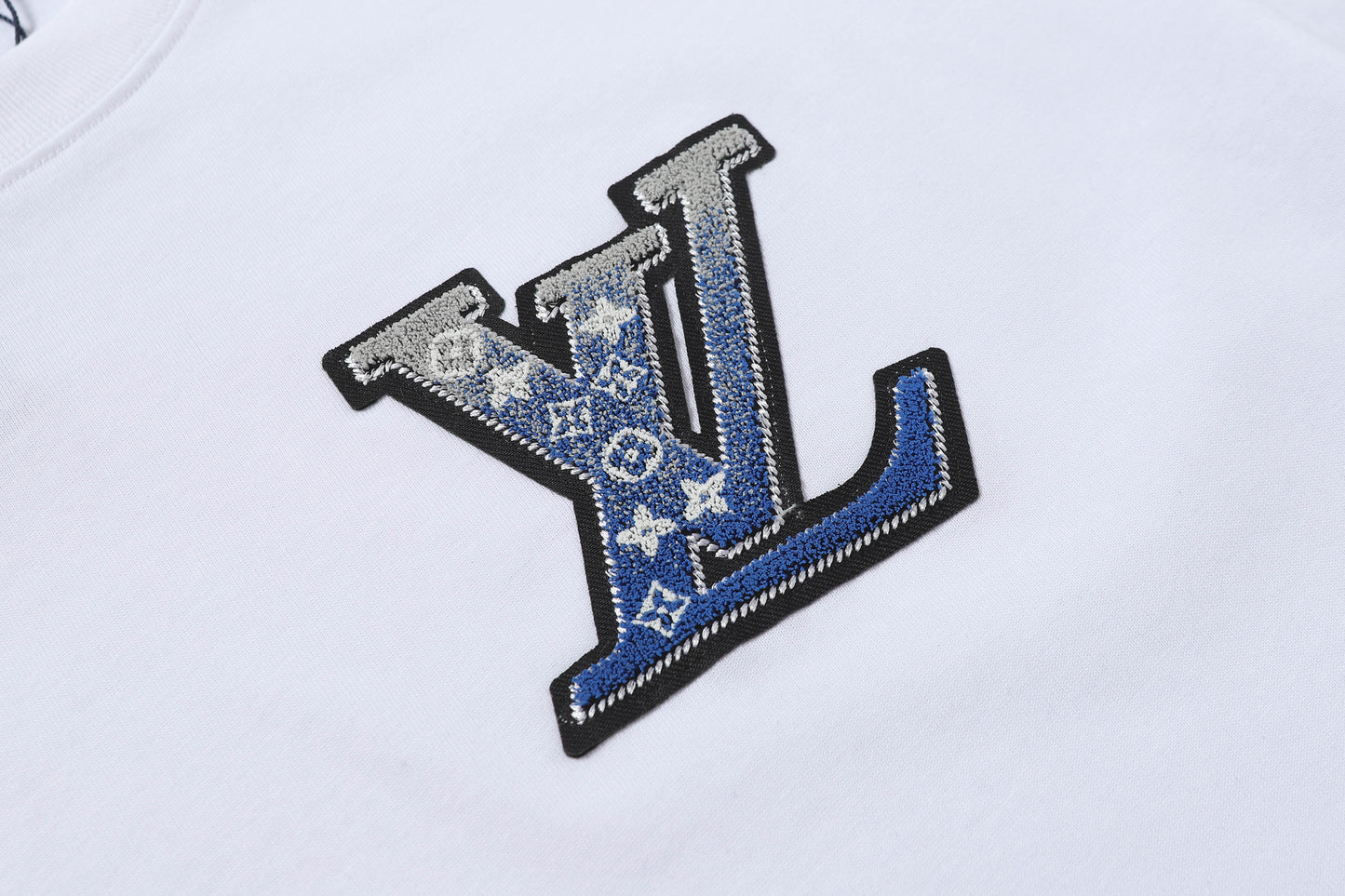 145RE166UDE Stylish T-shirt