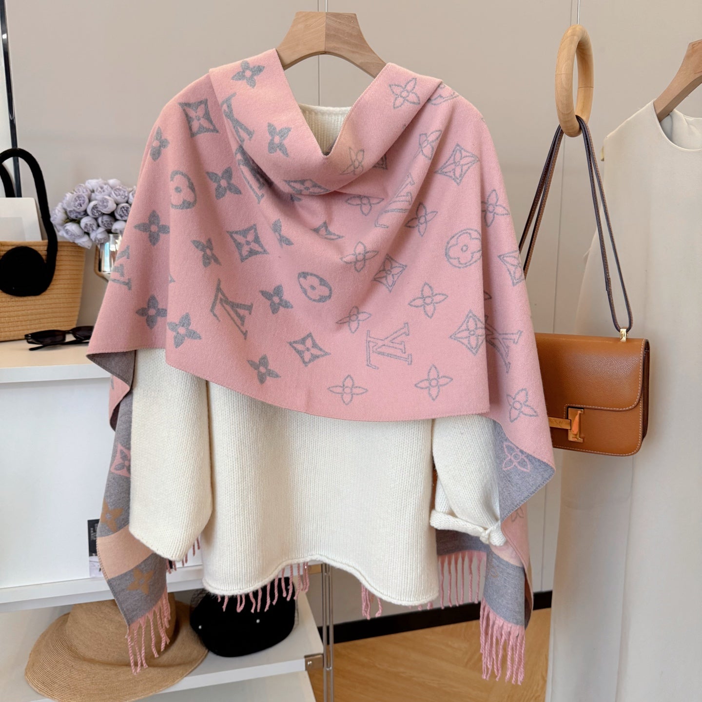 185ZE69WDE Stylish Winter Scarves