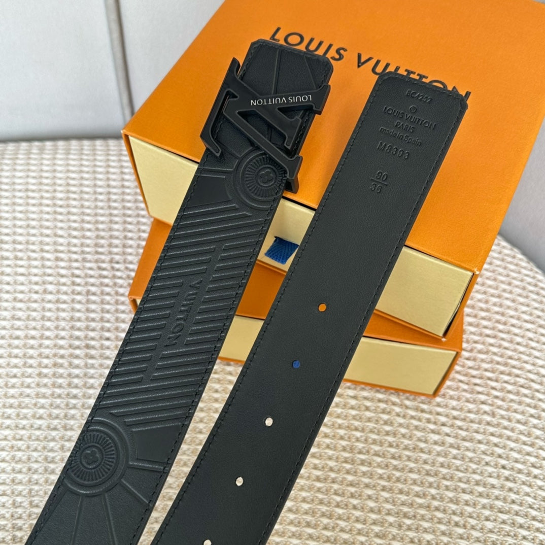 14E48PDE Stylish High quality belt With full package