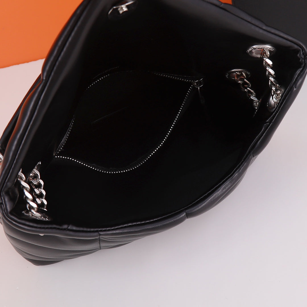 1XSL16BDE Stylish leather bag