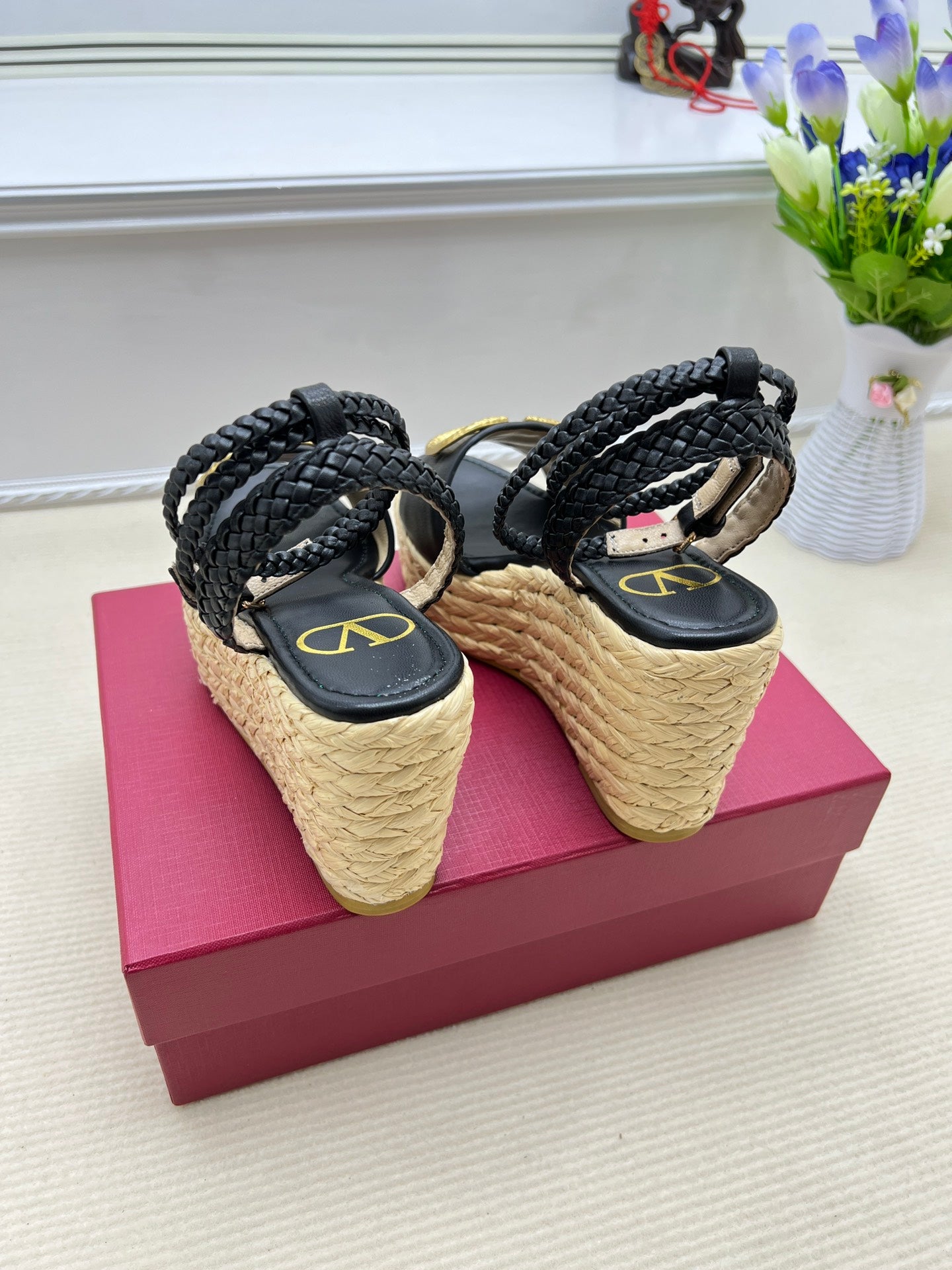 5YVL101ZDE Stylish leather High heels