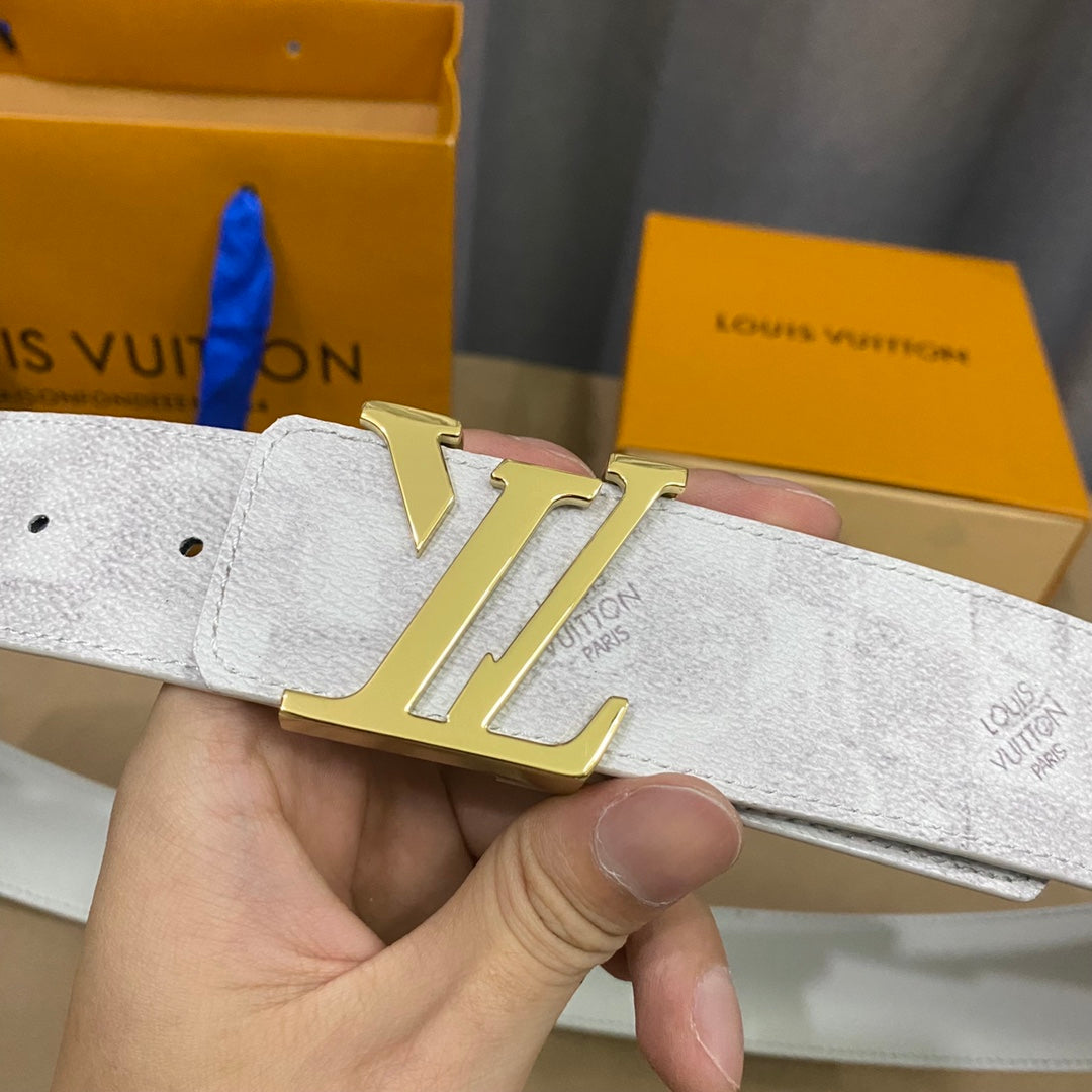 14E138PDE Stylish High quality belt With full package