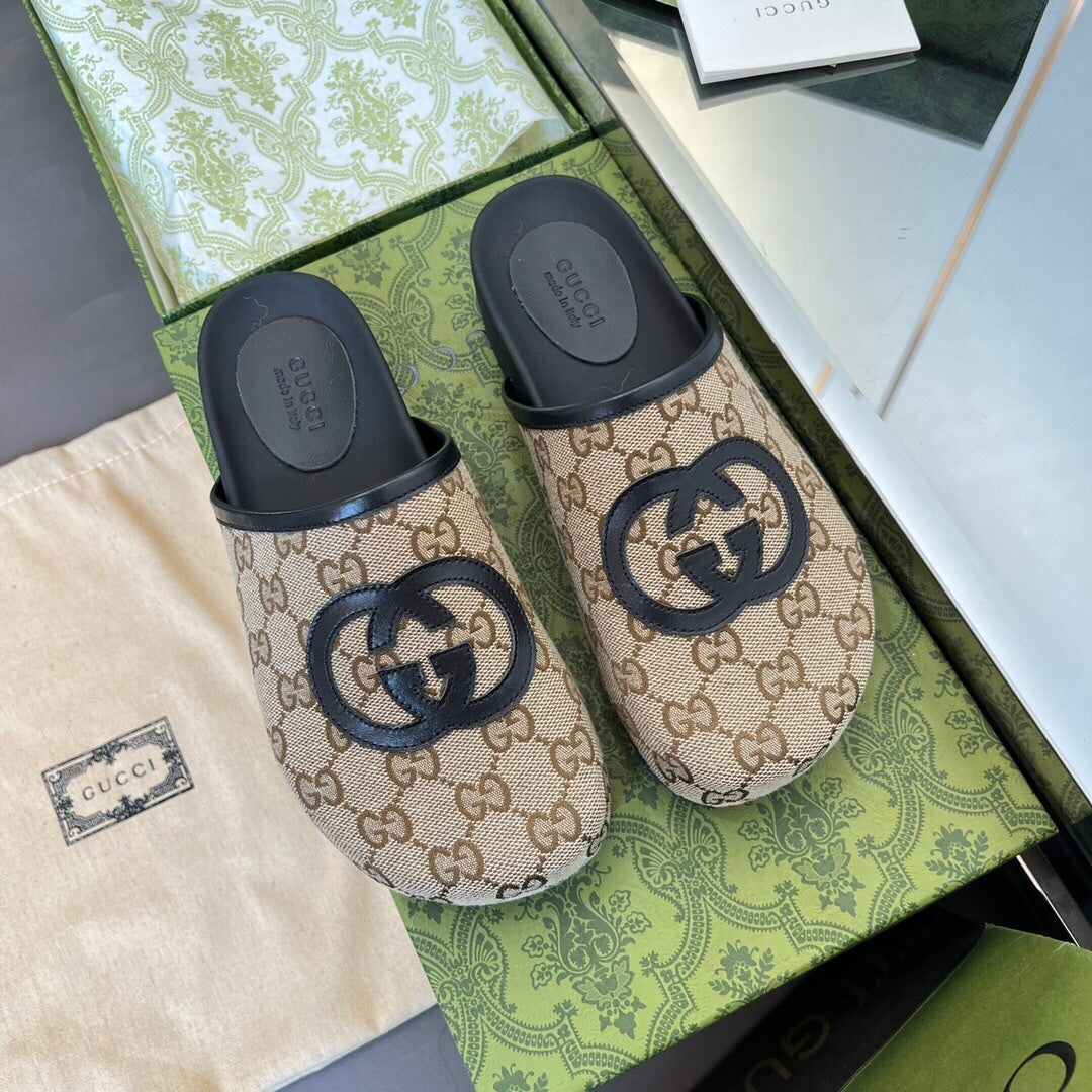 2YB26ZDE Stylish Slippers