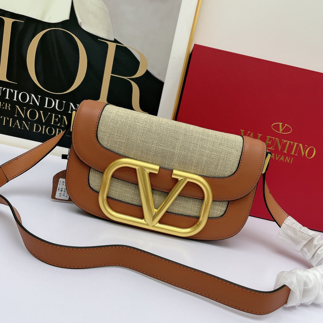 5A45BDE Stylish leather bag