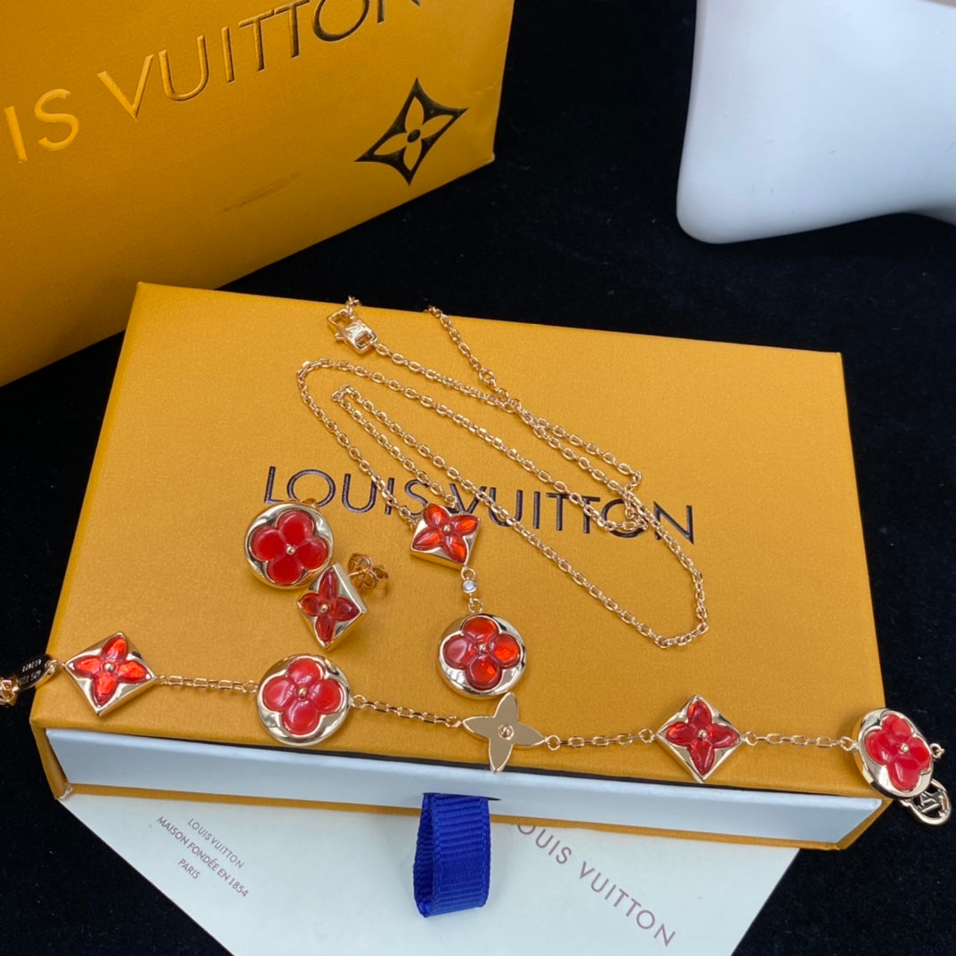 1YE346XDE Stylish Earrings Bracelets Necklaces