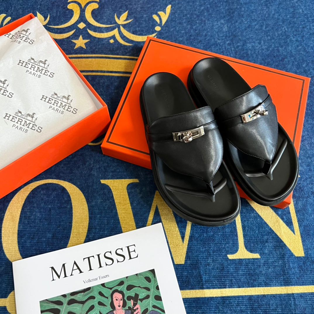 14H3ZDE Stylish Slippers
