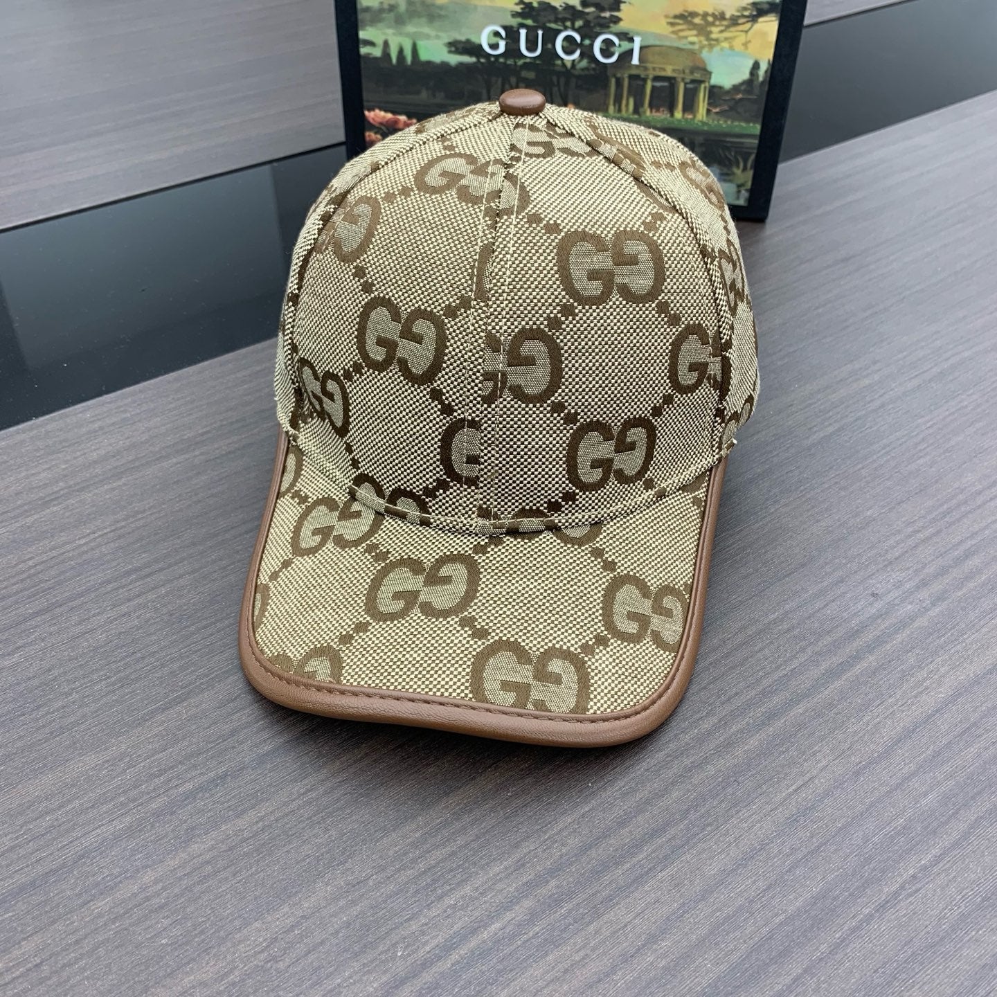 125ZB520MDE Stylish hats