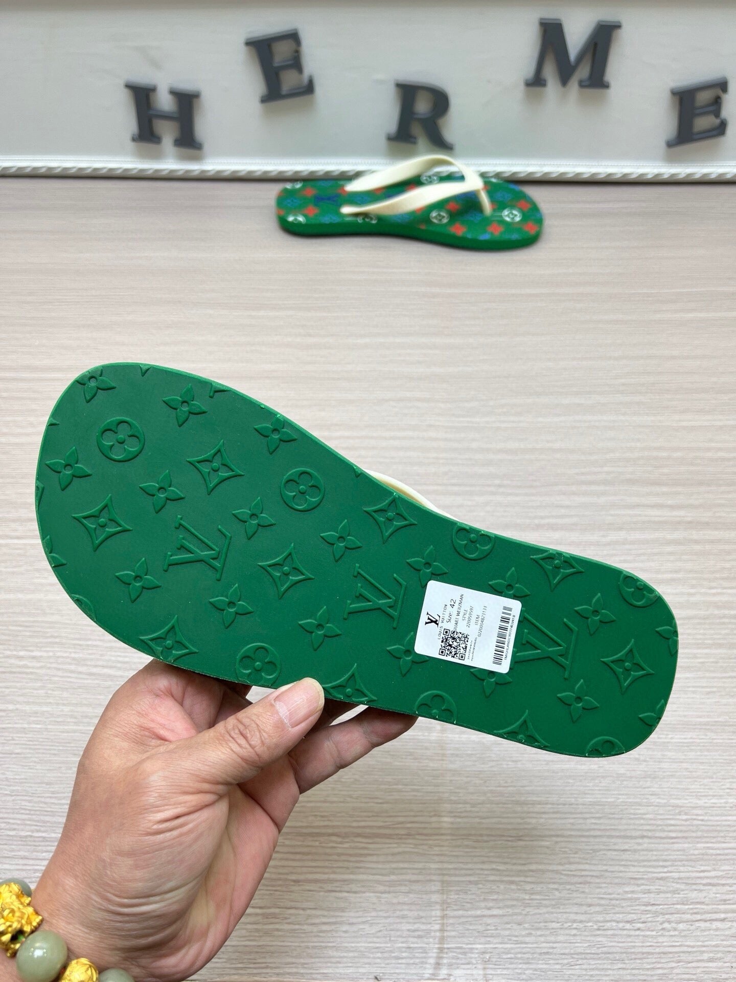 54E55ZDE Stylish slippers