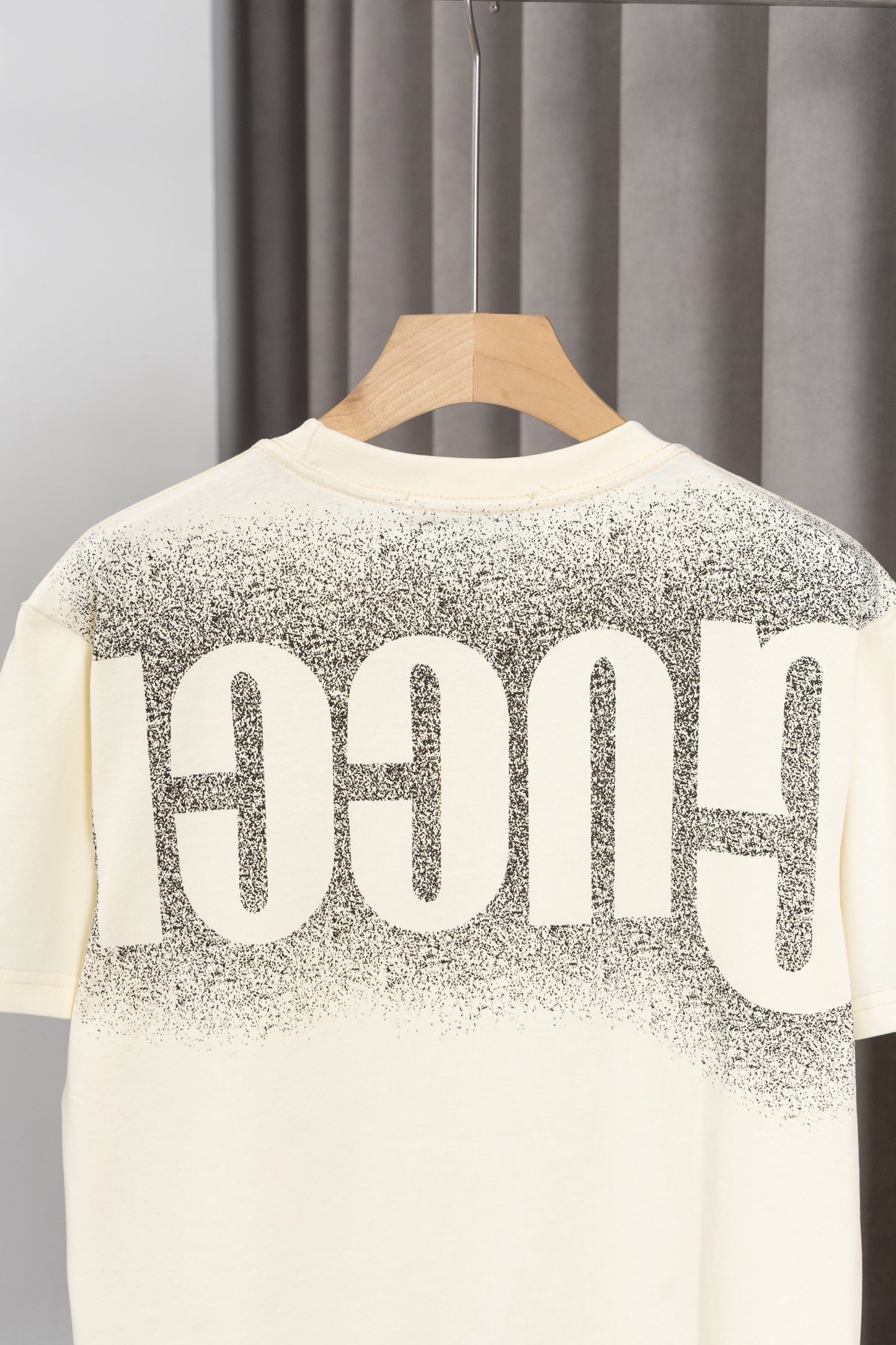 1ZB549UDE Stylish T-shirts