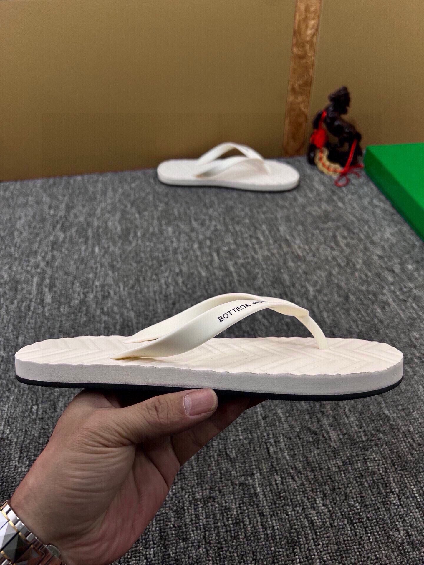 535ZA294ZDE Stylish Slippers