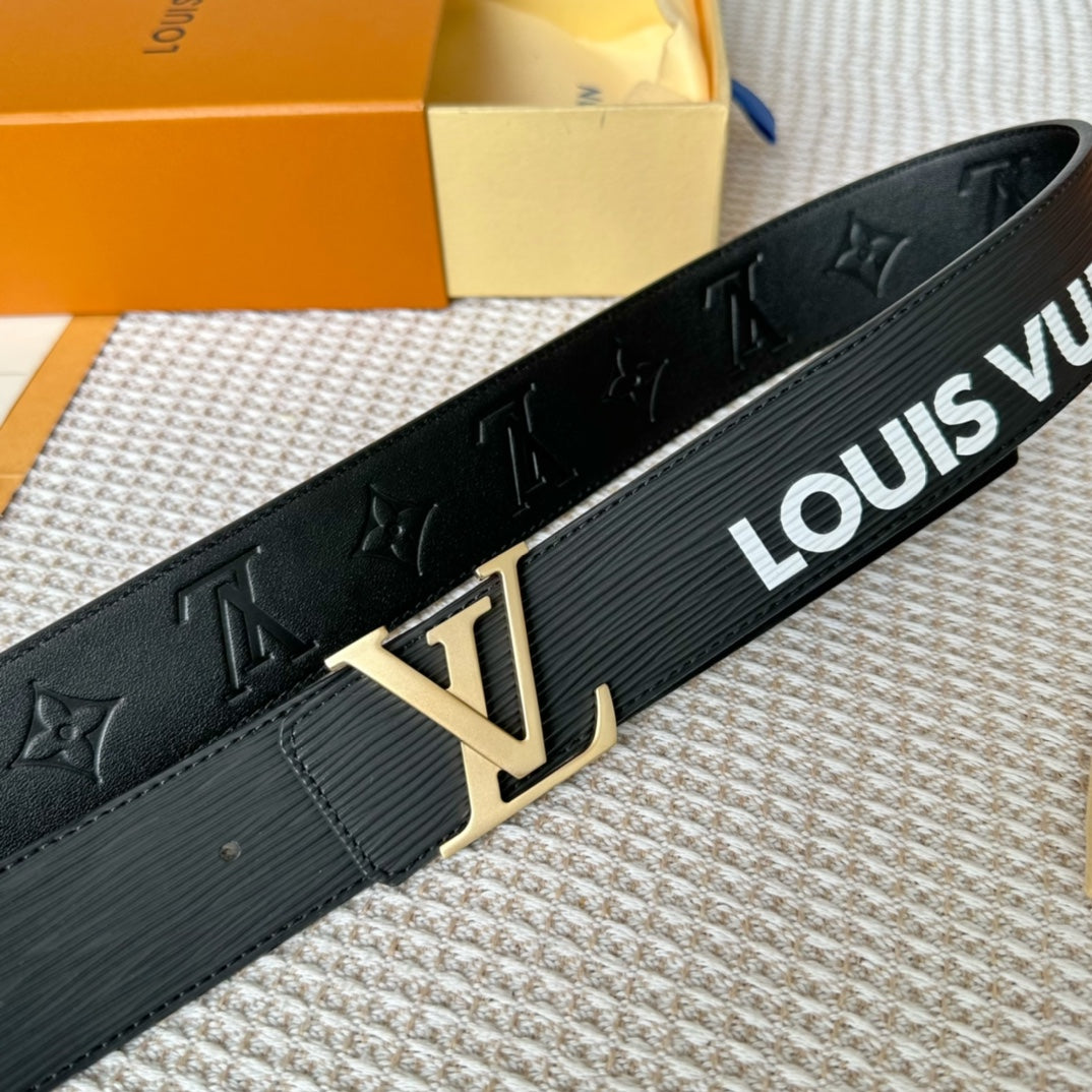 14E57PDE Stylish High quality belt With full package