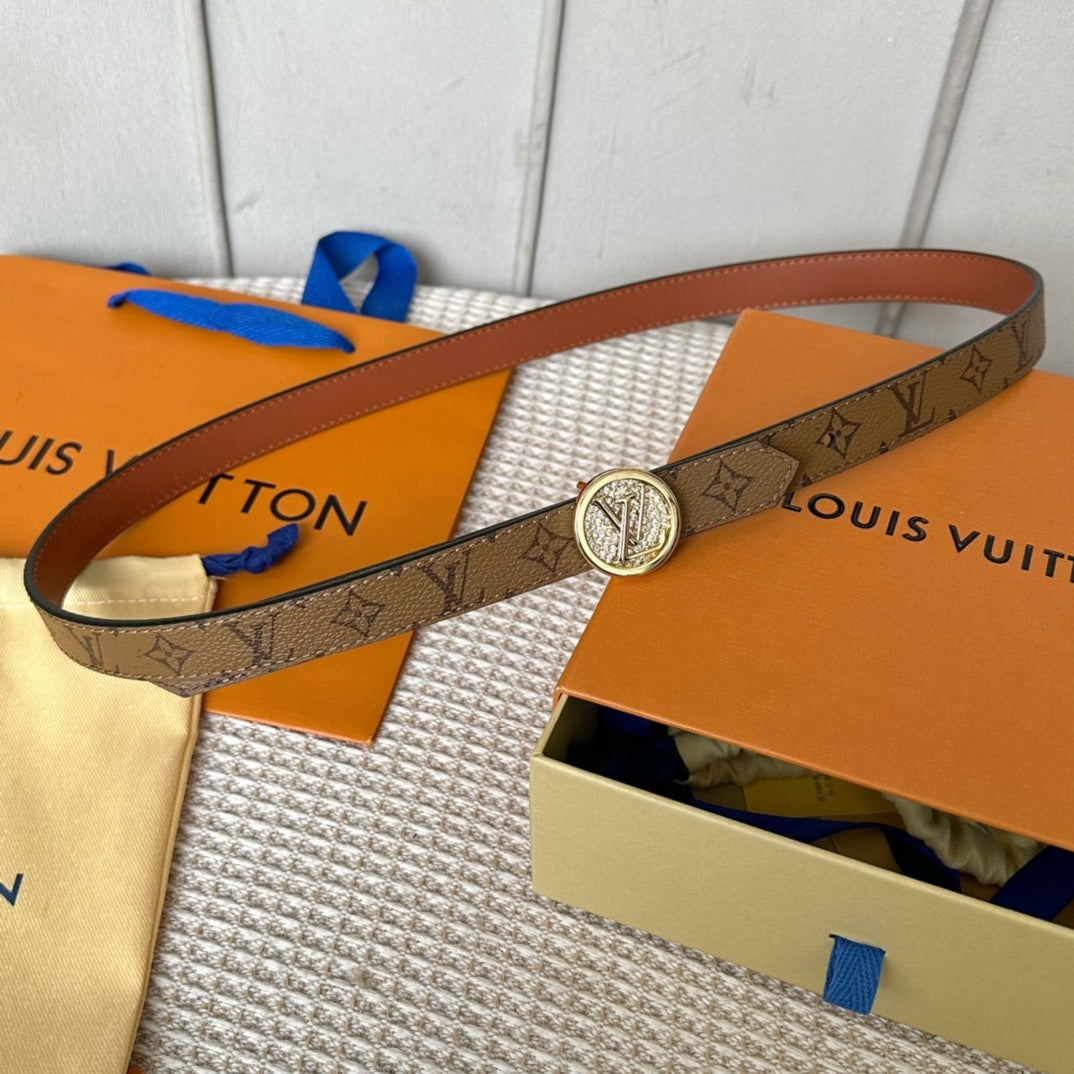 14E144PDE Stylish High quality belt With full package