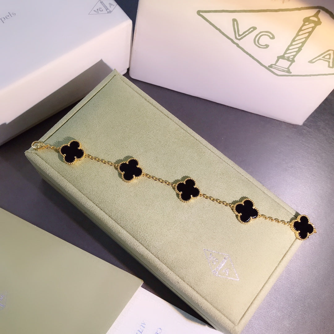5XVA180KDE Stylish bracelets 5 flowers normal size1.5cm flower