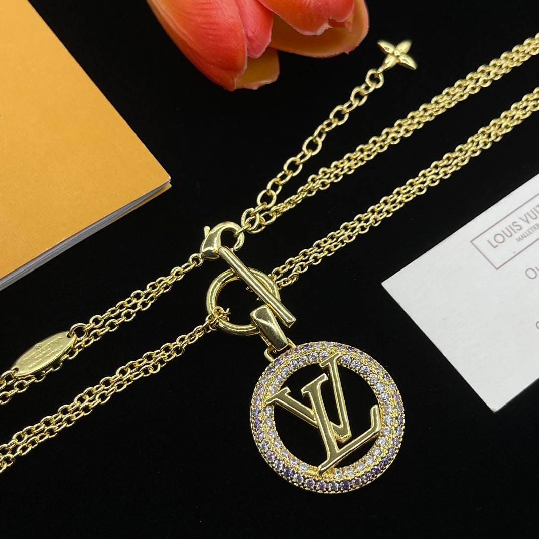 14E1097XDE Stylish Necklaces