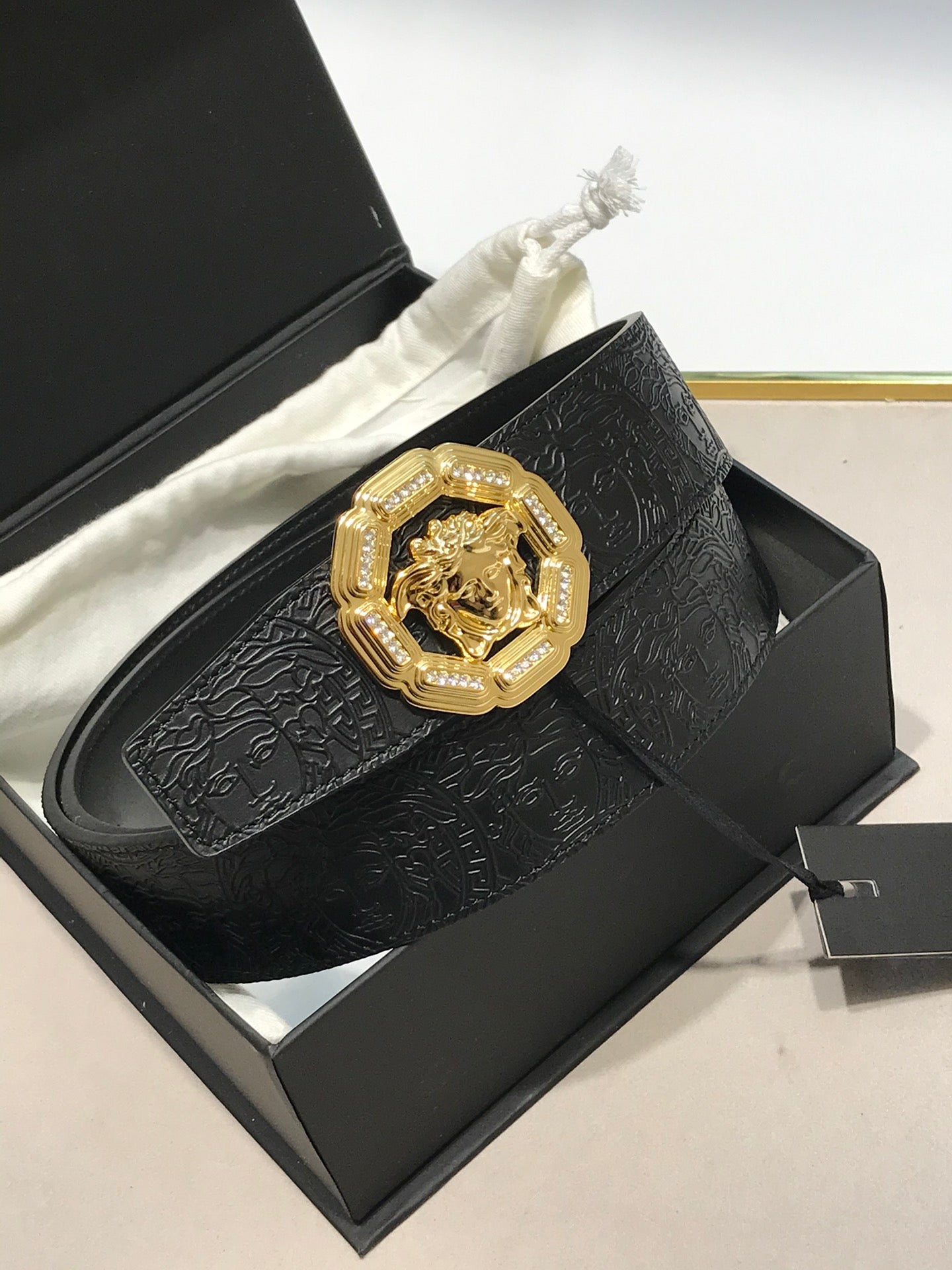 14V87PDE Stylish High quality belt With full package