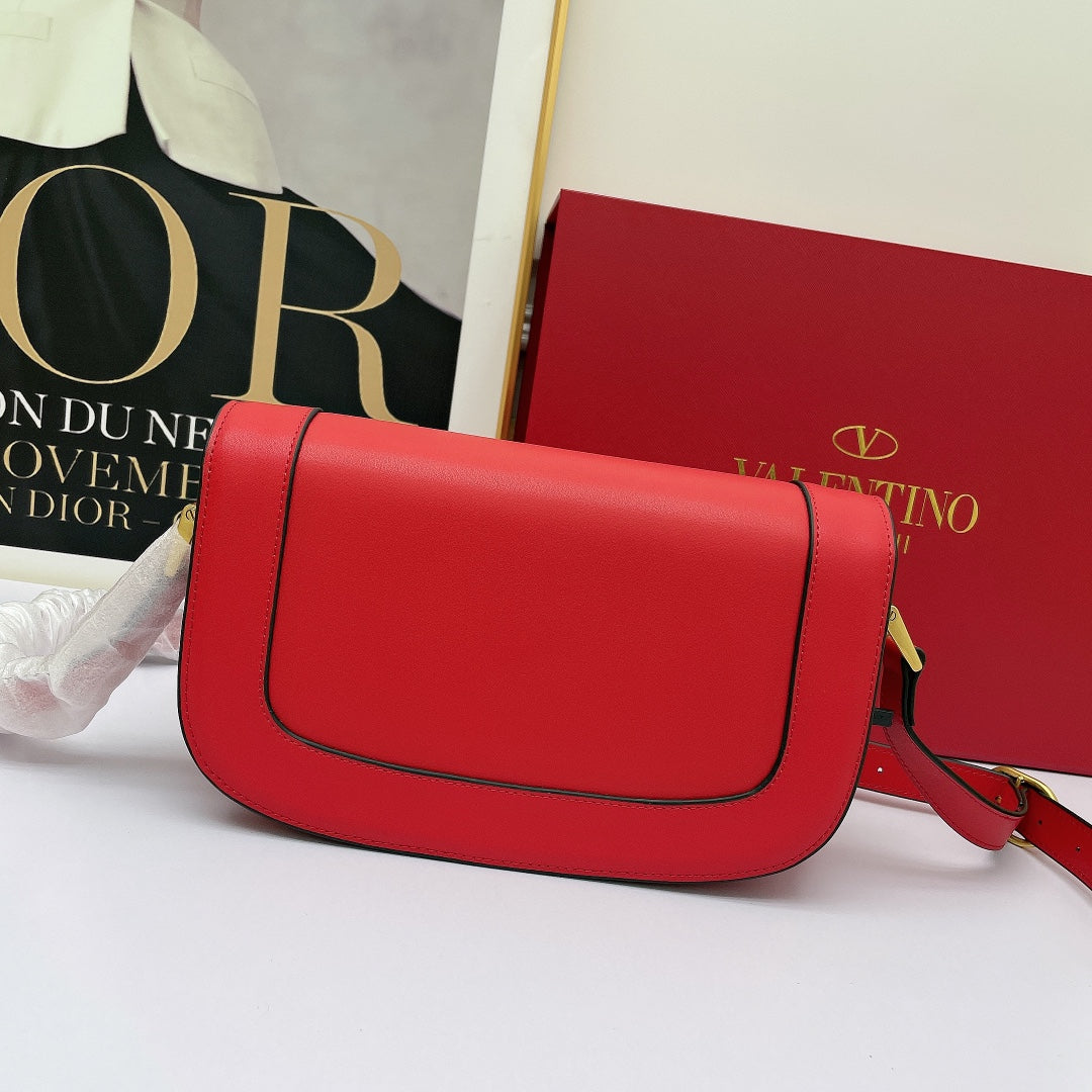 5A45BDE Stylish leather bag