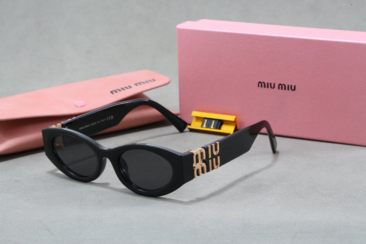 385RA24TDE Stylish Sunglasses
