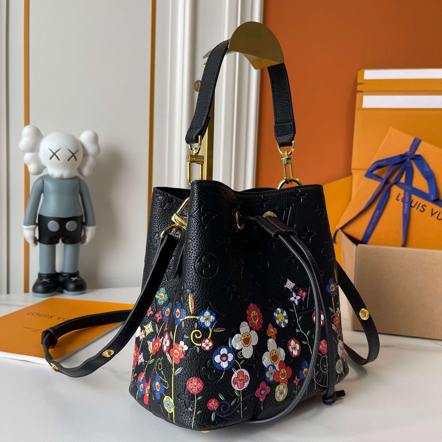 15RE33BDE Stylish leather bag