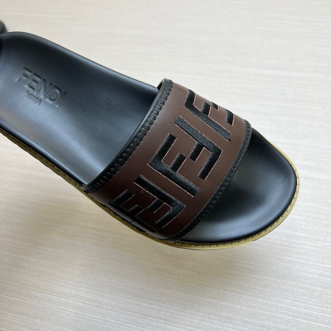 54F25ZDE Stylish slippers