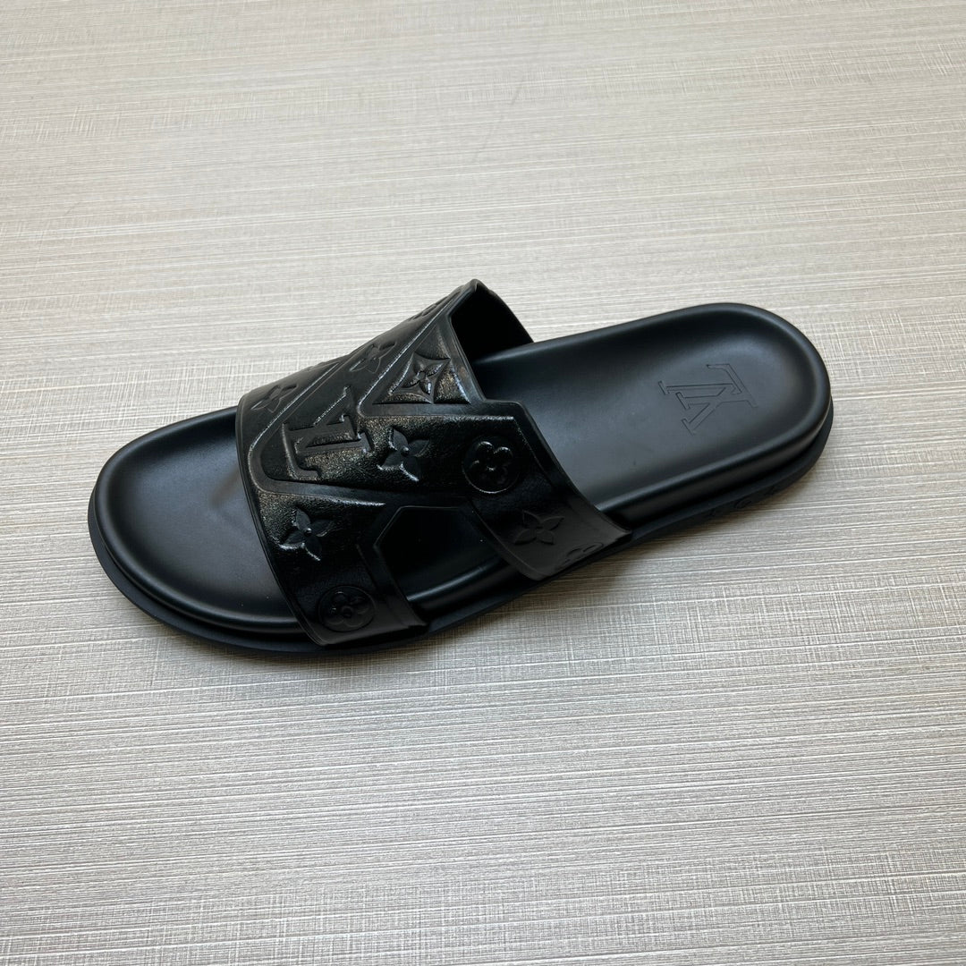 54E67ZDE Stylish slippers