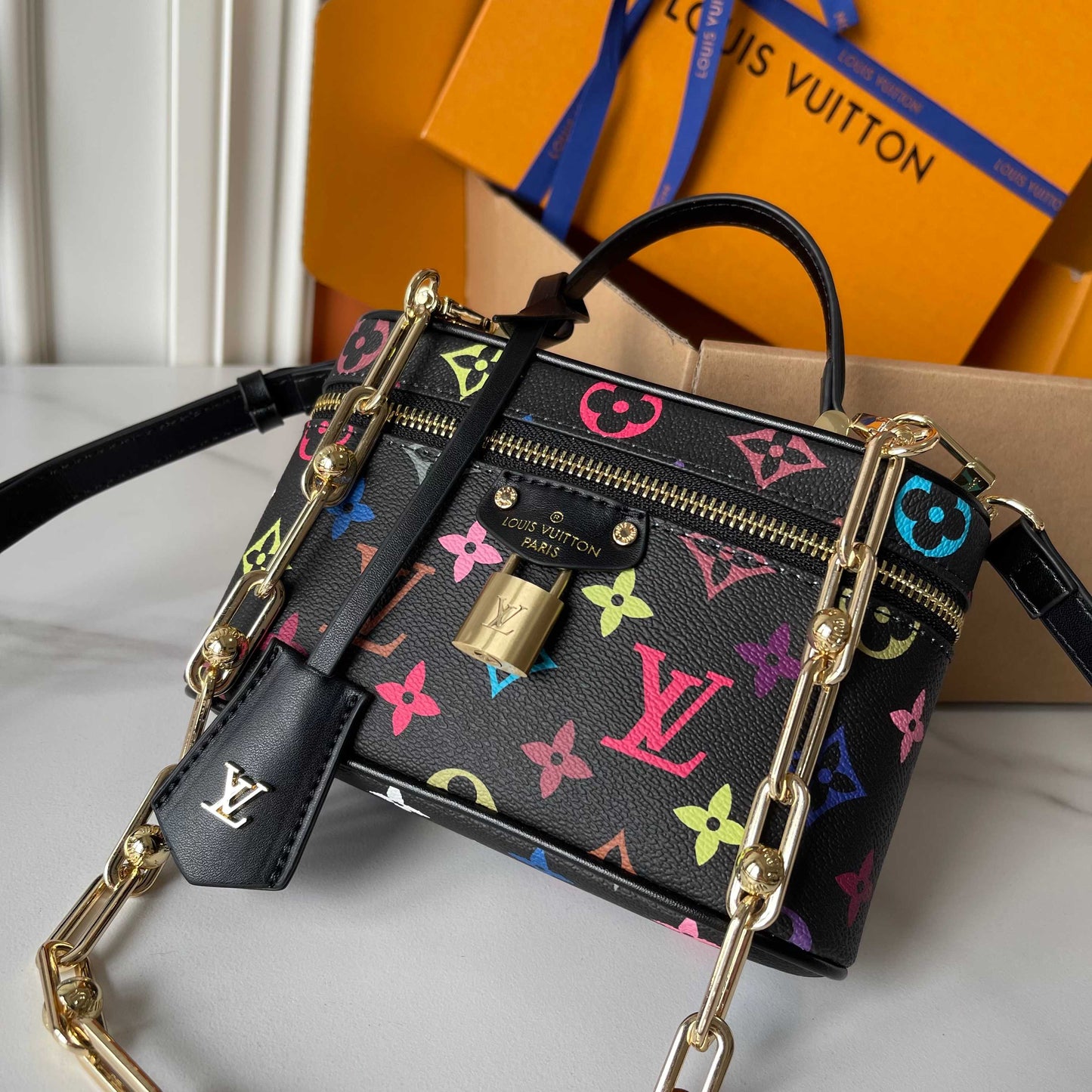155NE79BDE Stylish leather bag
